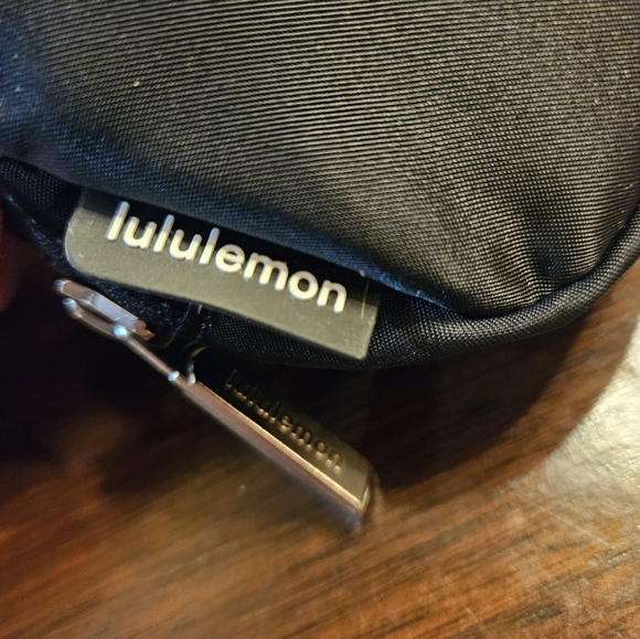 nwot Lululemon Everywhere Belt Bag Pack - Picture 7 of 8